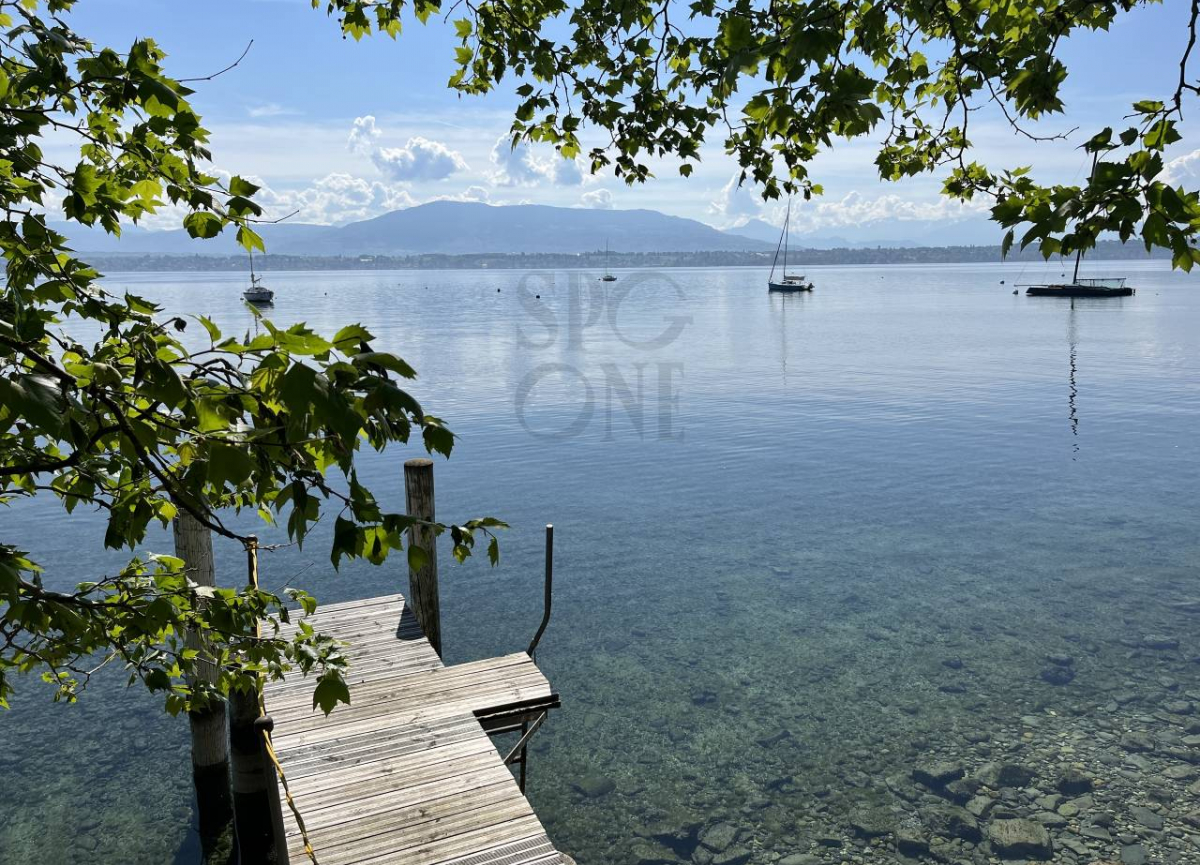 Belle propriété pieds dans l'eau