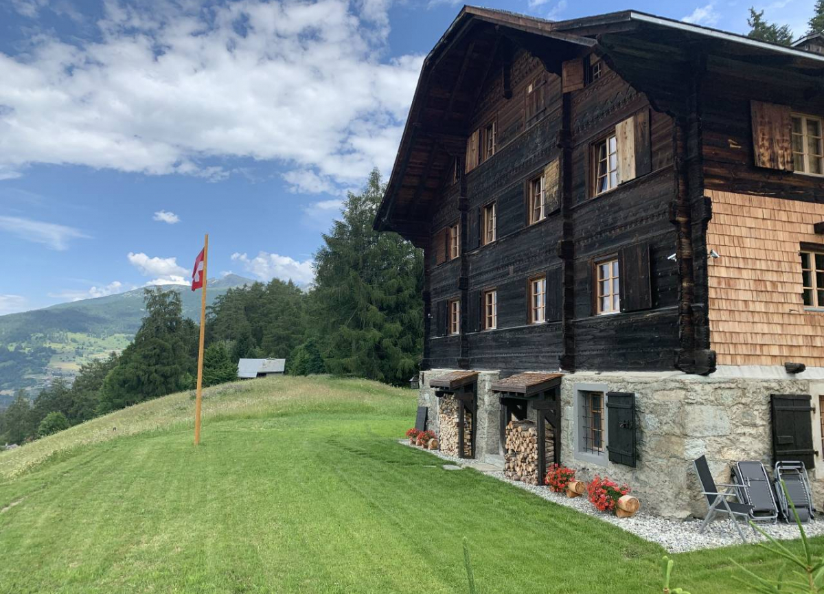 Historic master chalets on a privileged estate  